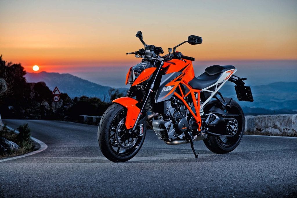 Ktm Super Duke R Wallpapers Badasshelmetstore