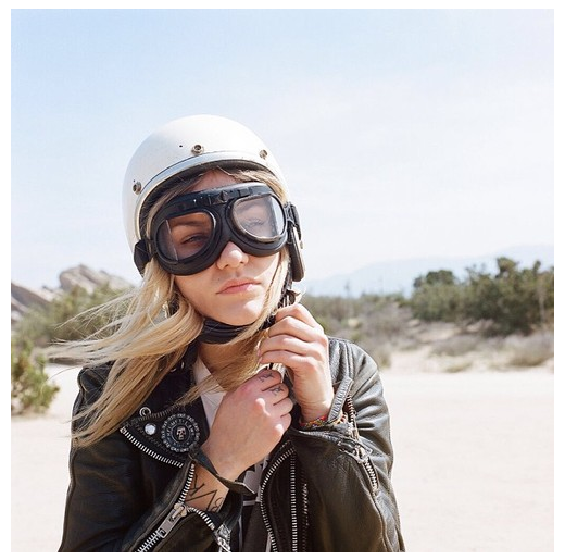 The only 10 reasons to wear a Motorcycle Helmet