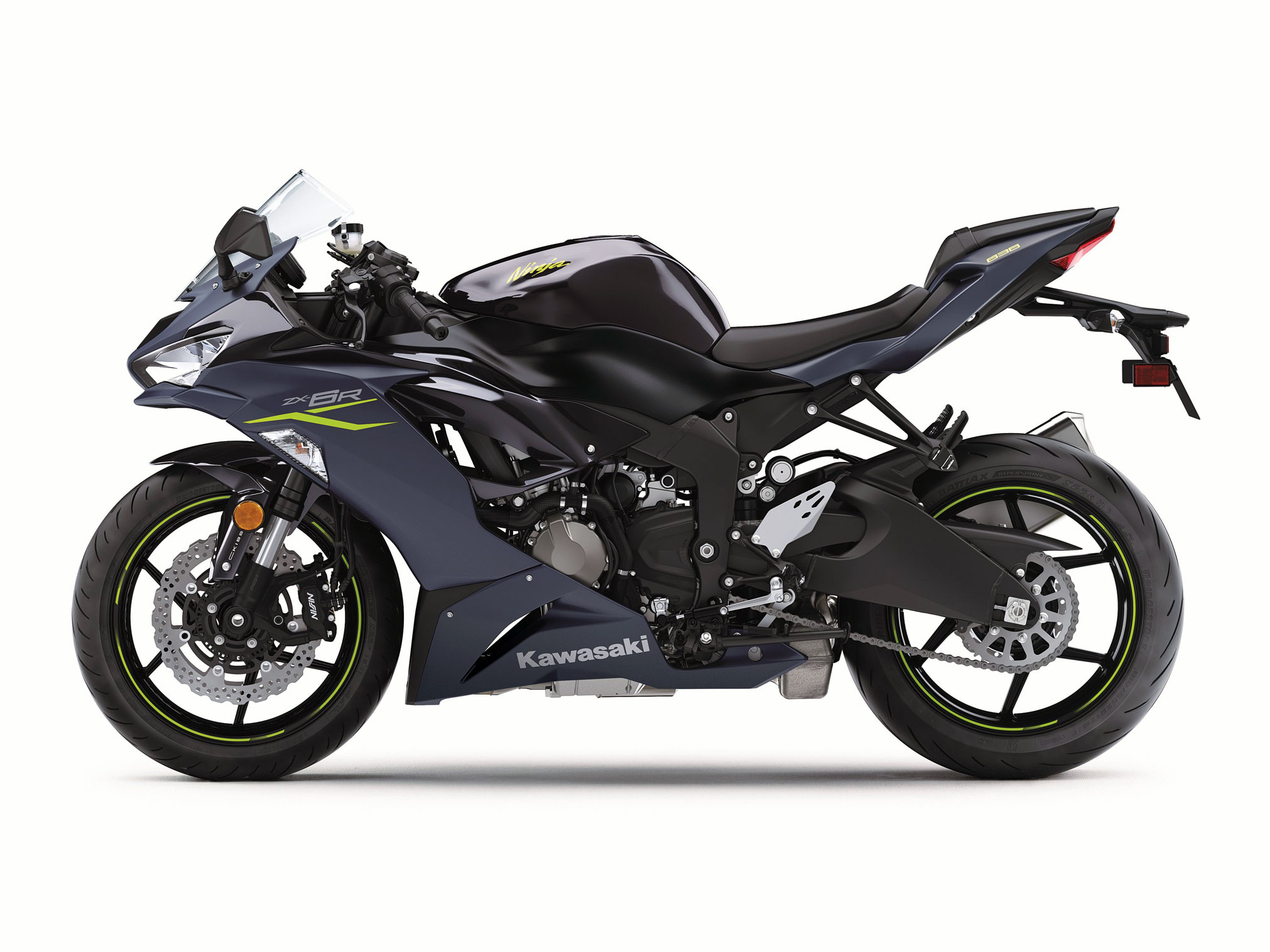 The Best 600cc Motorcycles You Can Ride [2023 Edition]