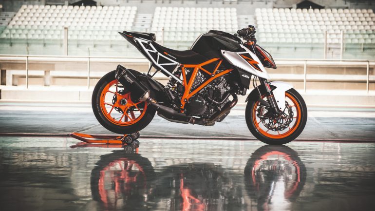 KTM Motorcycle [4K] Wallpapers | BadAssHelmetStore