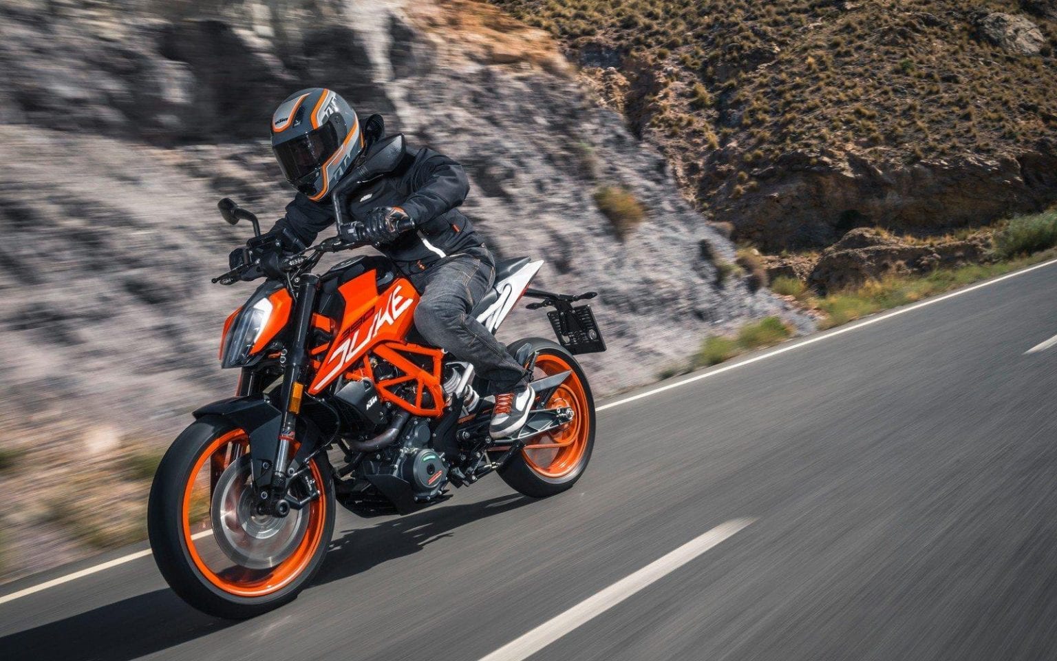 KTM Duke 390 Wallpapers | BadAssHelmetStore