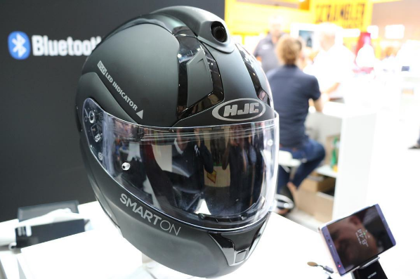 HJC Smarton Helmet: Bringing About Smart Concepts On The Road